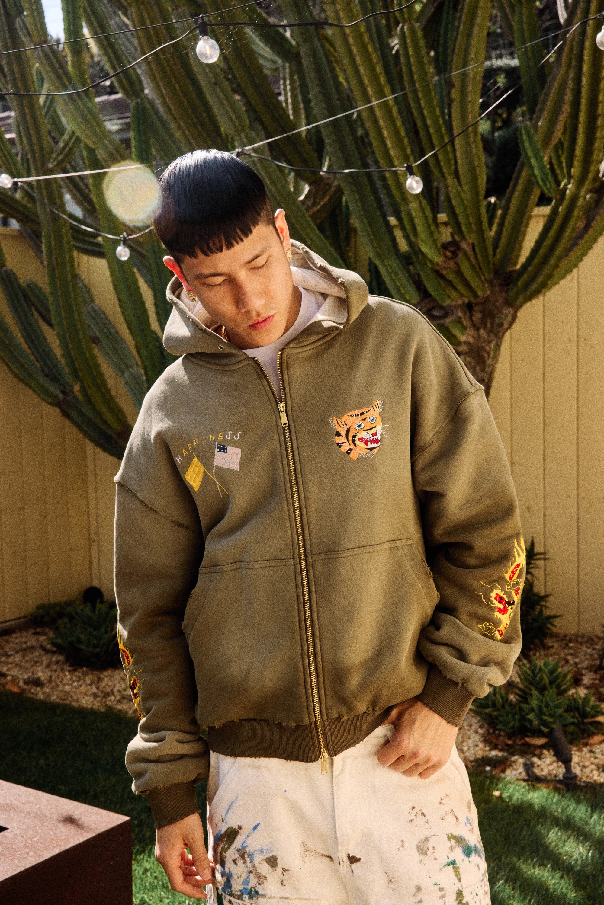 SOUVENIR FULL ZIP HOODIE