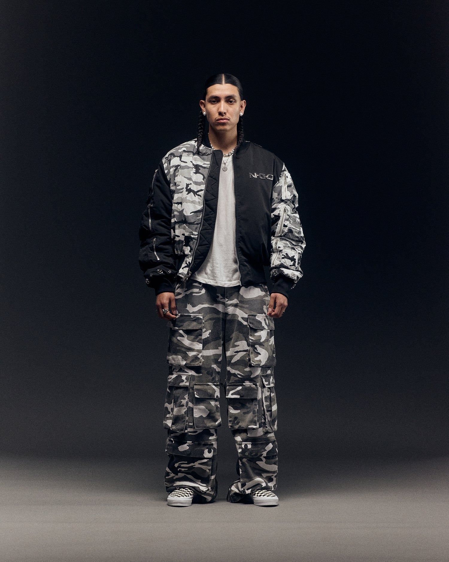STUDDED BOMBER JACKET (SNOW)