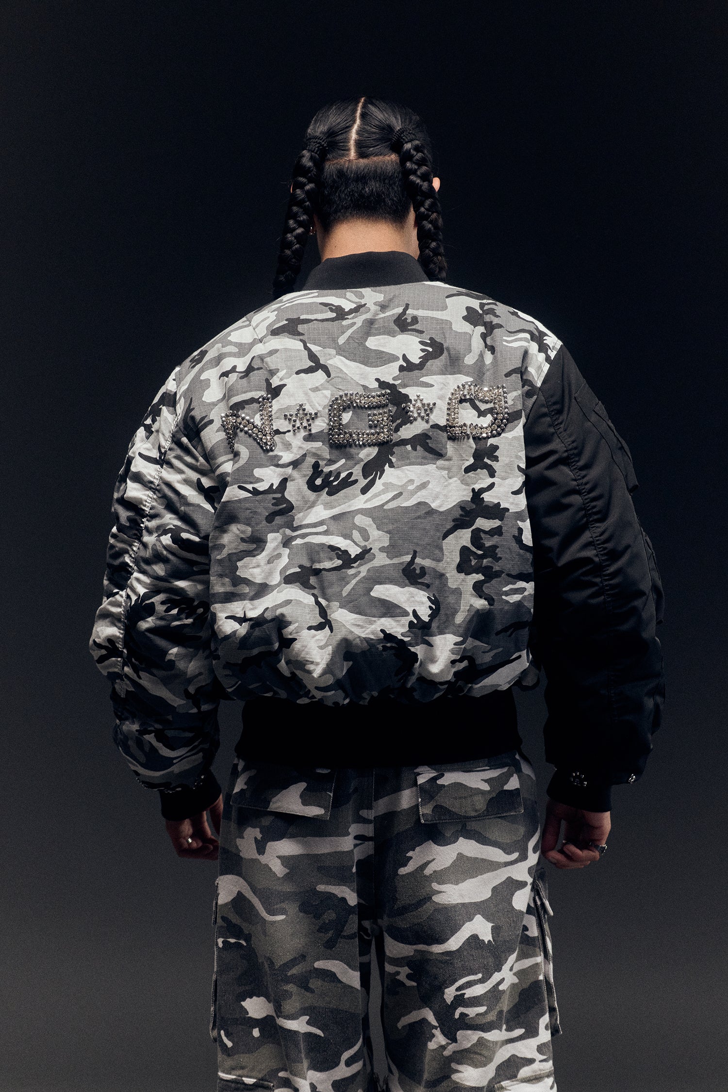 STUDDED BOMBER JACKET (SNOW)