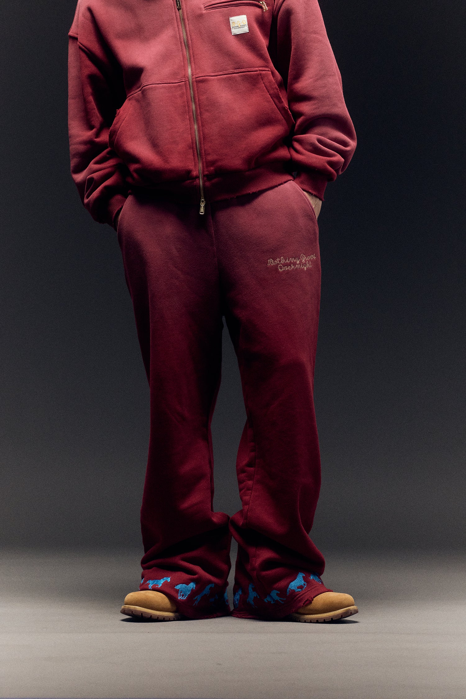 RUNNING HORSE SWEATPANTS